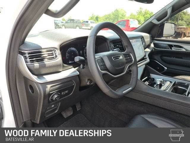 2025 Jeep Wagoneer Series II Carbide
