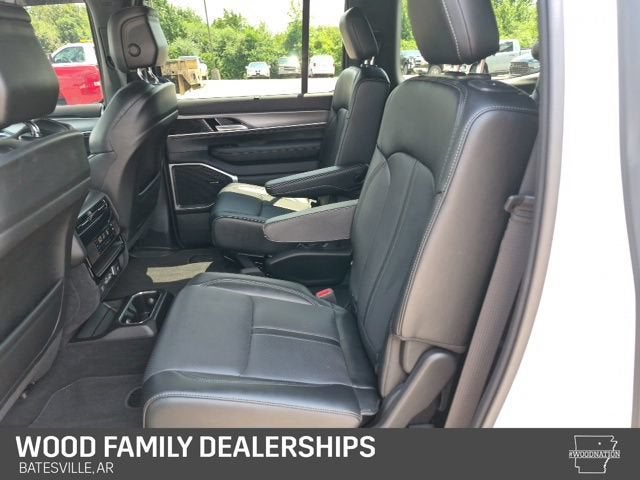 2025 Jeep Wagoneer Series II Carbide