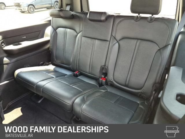 2025 Jeep Wagoneer Series II Carbide