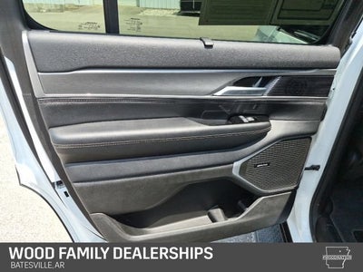2025 Jeep Wagoneer Series II Carbide