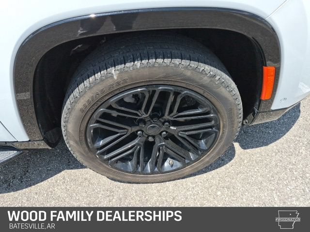 2025 Jeep Wagoneer Series II Carbide