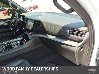 2025 Jeep Wagoneer Series II Carbide