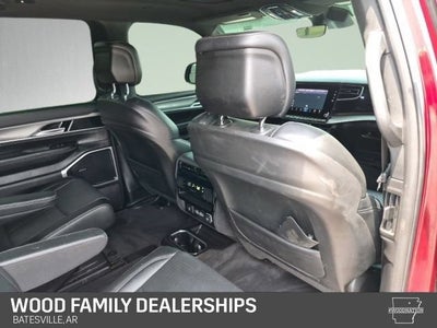 2023 Jeep Wagoneer Series II Carbide