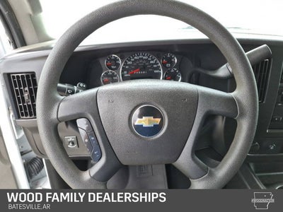 2024 Chevrolet Express Passenger 3500 1LS