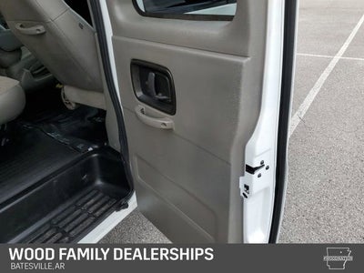 2024 Chevrolet Express Passenger 3500 1LT