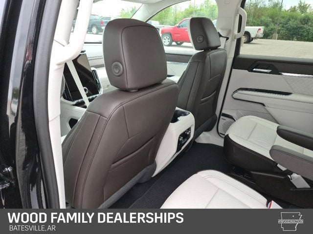 2027 GMC Acadia Denali