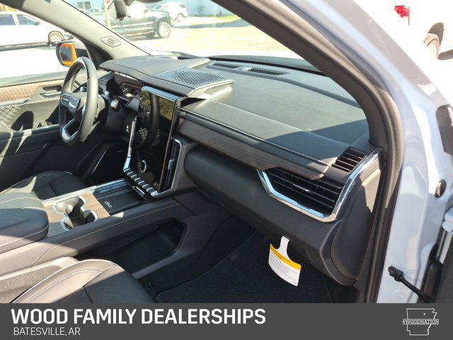 2027 GMC Acadia Denali - Photo 42