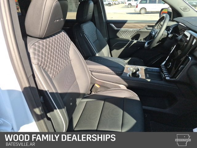 2027 GMC Acadia Denali - Photo 43