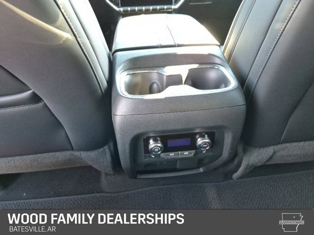 2027 GMC Acadia Denali - Photo 49