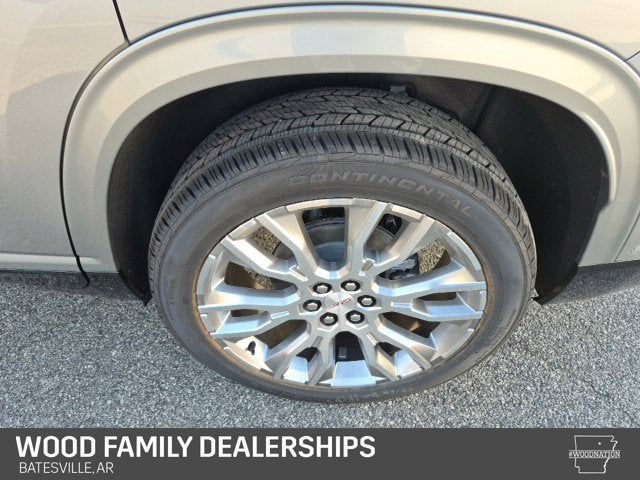 2027 GMC Acadia Denali