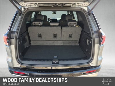 2027 GMC Acadia Denali