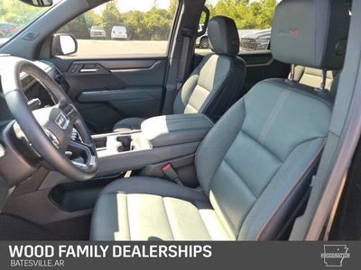2024 GMC Acadia AT4