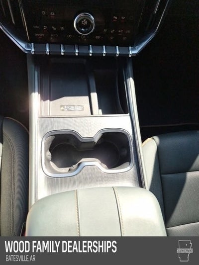 2024 GMC Acadia AT4