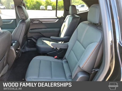 2024 GMC Acadia AT4