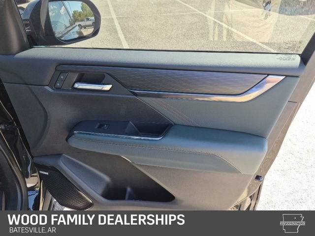 2024 GMC Acadia AT4
