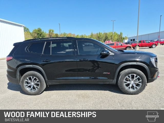 2024 GMC Acadia AT4