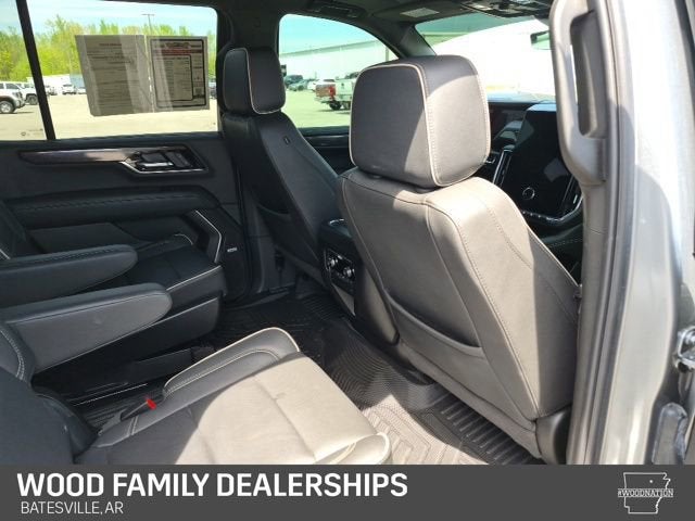 2025 GMC Yukon Elevation