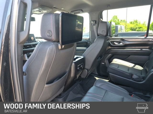 2023 Chevrolet Suburban RST