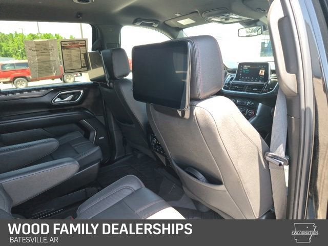 2023 Chevrolet Suburban RST