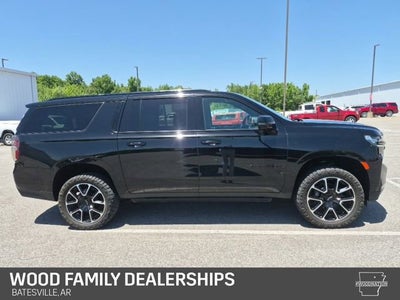 2023 Chevrolet Suburban RST