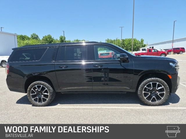 2023 Chevrolet Suburban RST