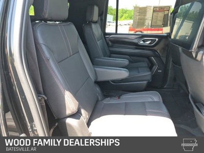 2023 Chevrolet Suburban RST
