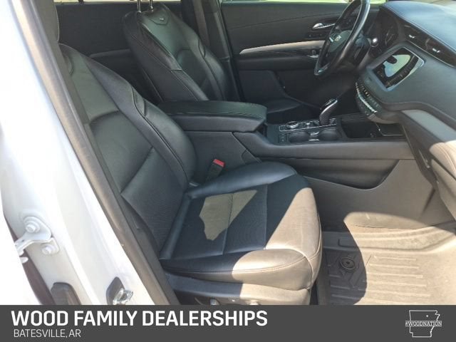 2020 Cadillac XT4 AWD Premium Luxury