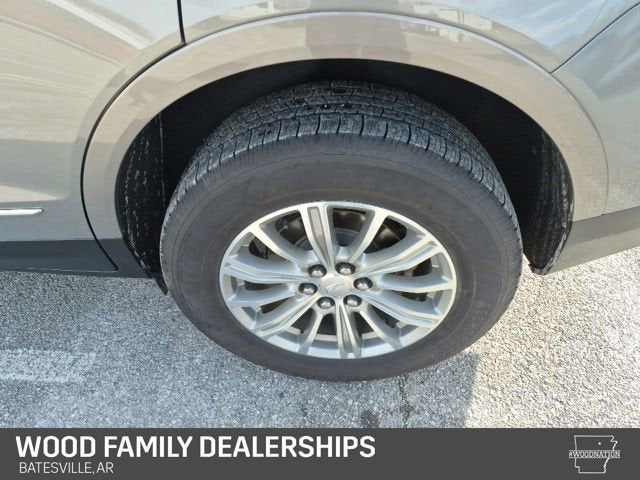 2017 Cadillac XT5 Luxury FWD