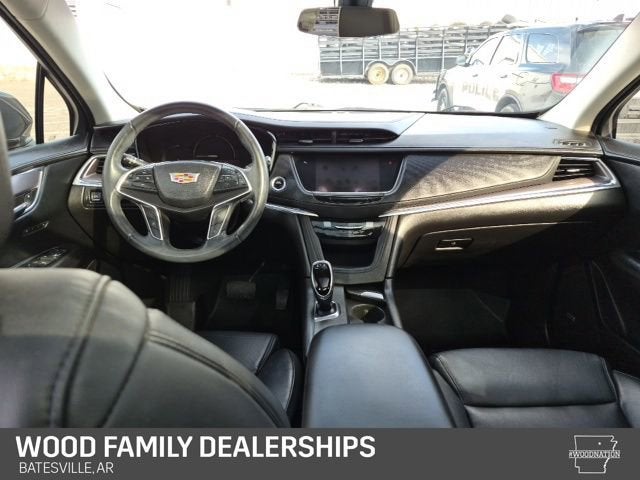 2017 Cadillac XT5 Luxury FWD