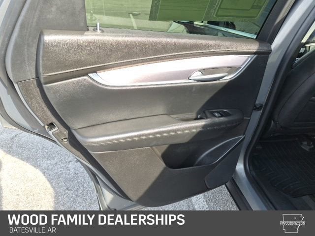 2017 Cadillac XT5 Luxury FWD