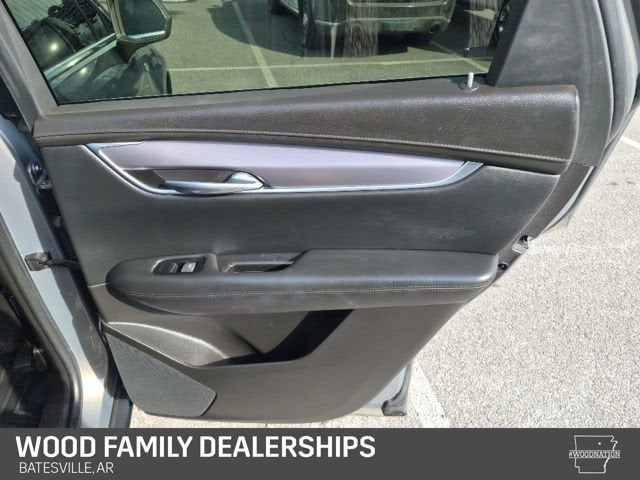 2017 Cadillac XT5 Luxury FWD