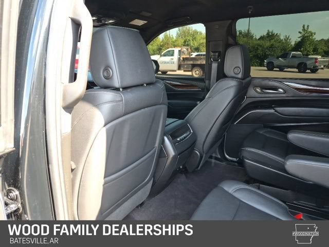 2023 Cadillac Escalade ESV 4WD Luxury