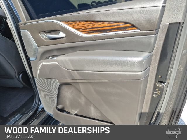 2023 Cadillac Escalade ESV 4WD Luxury