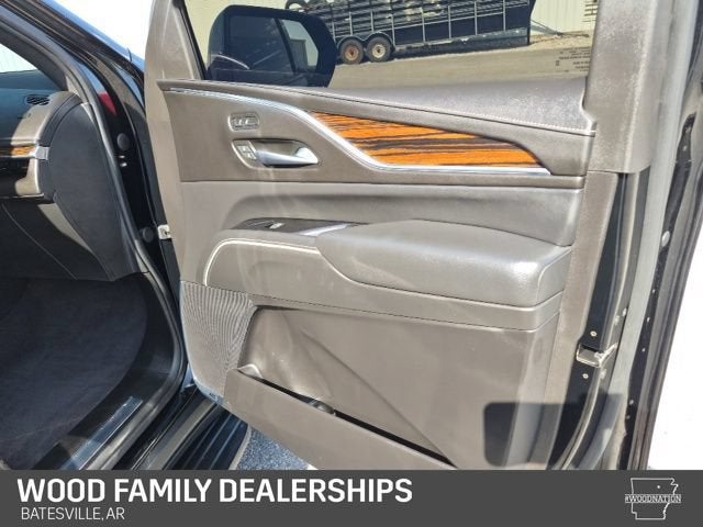 2023 Cadillac Escalade ESV 4WD Luxury