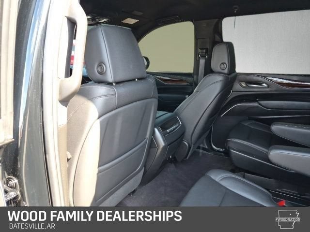 2023 Cadillac Escalade ESV 4WD Luxury