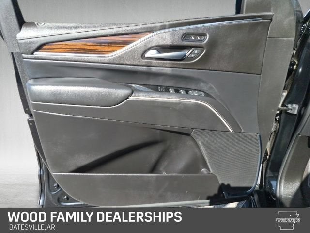 2023 Cadillac Escalade ESV 4WD Luxury