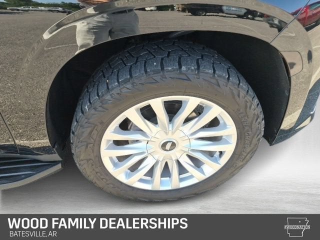 2023 Cadillac Escalade ESV 4WD Luxury