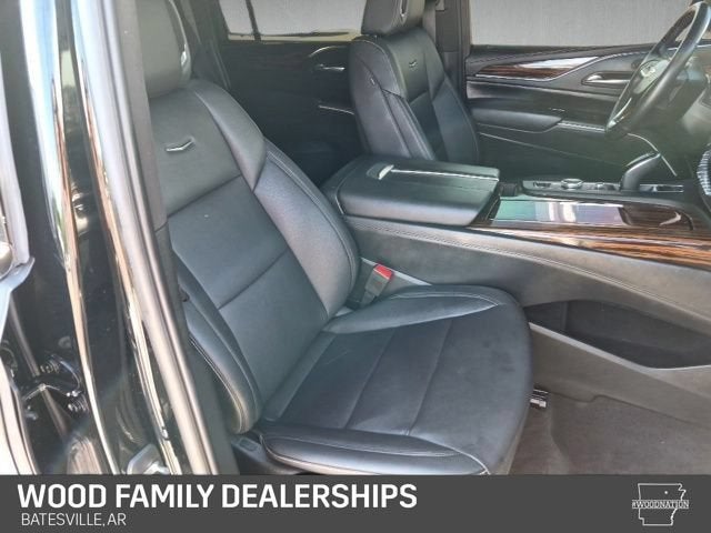 2023 Cadillac Escalade ESV 4WD Luxury
