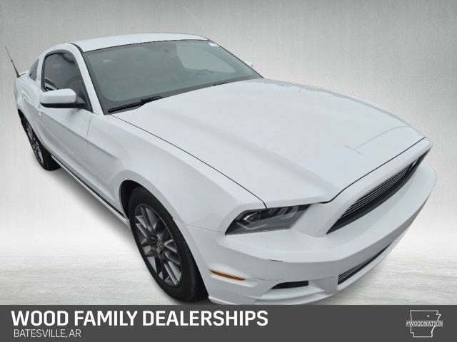2014 Ford Mustang V6