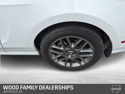 2014 Ford Mustang V6