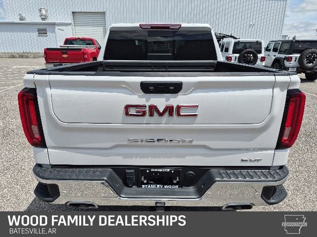 2023 GMC Sierra 1500 SLT