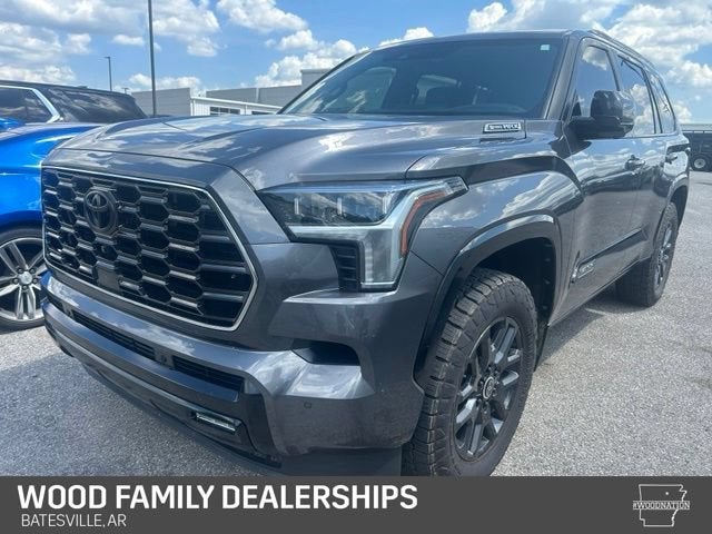 2024 Toyota Sequoia SR5