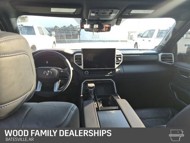 2025 Toyota Sequoia SR5