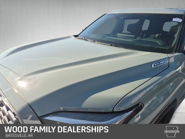 2025 Toyota Sequoia SR5