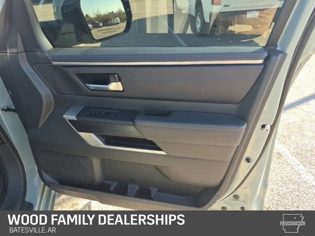 2025 Toyota Sequoia SR5