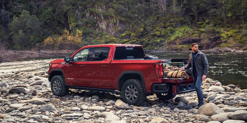 GMC Sierra 1500 interior side view